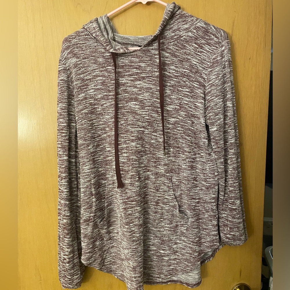 Ladies long sleeve top with hood